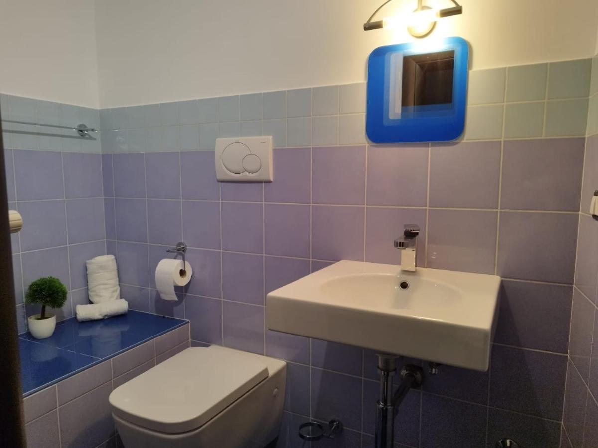 Casa Vacanza "Marinella" Sulmona Bagian luar foto