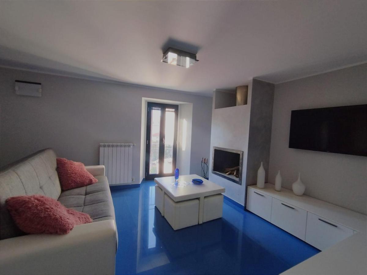 Casa Vacanza "Marinella" Sulmona Bagian luar foto