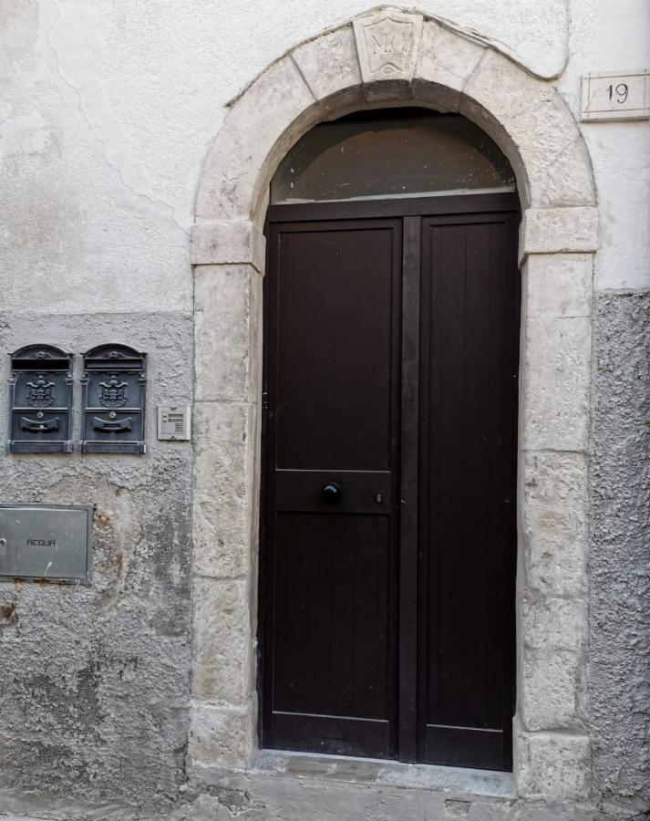 Casa Vacanza "Marinella" Sulmona Bagian luar foto