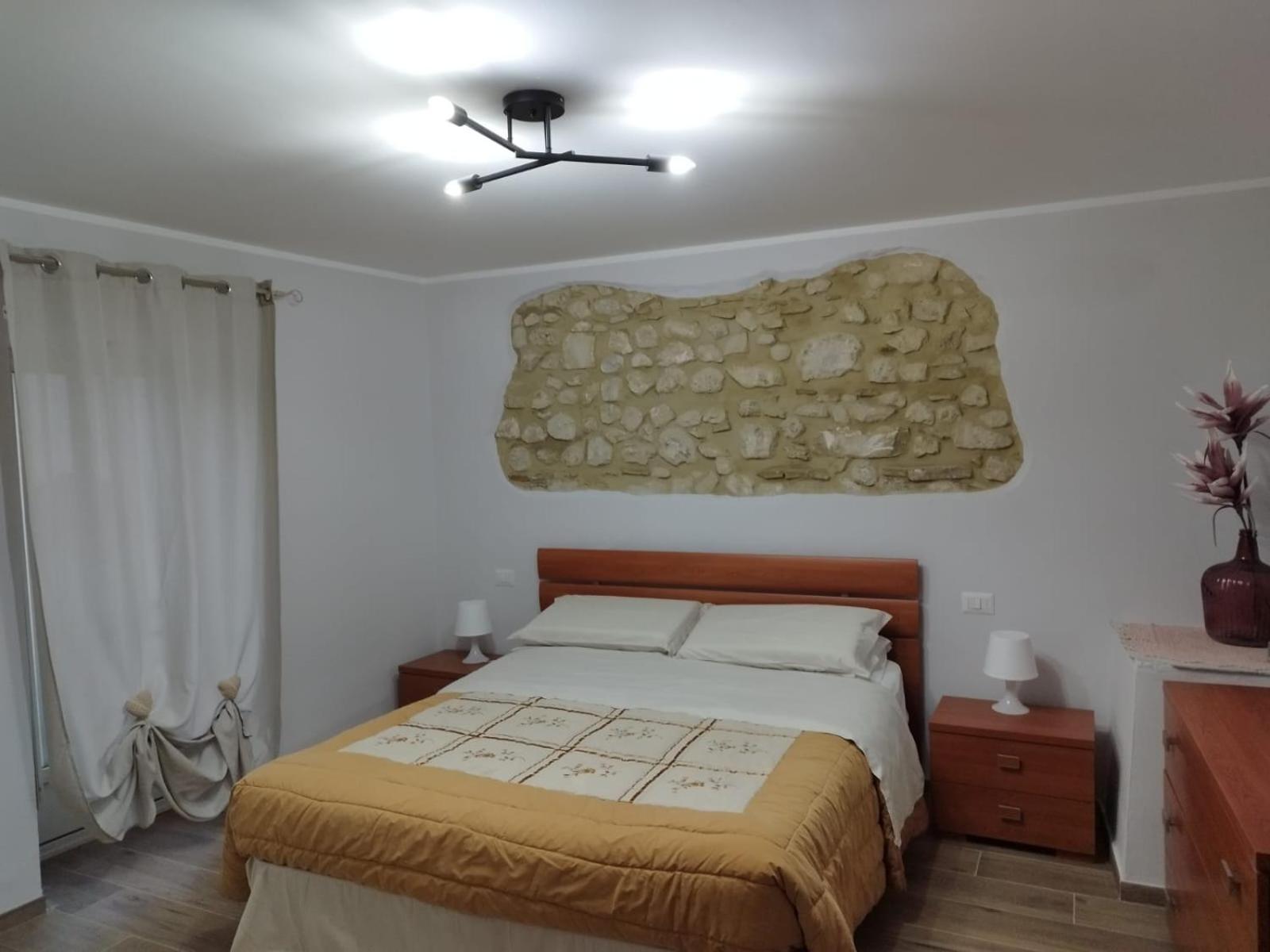 Casa Vacanza "Marinella" Sulmona Bagian luar foto